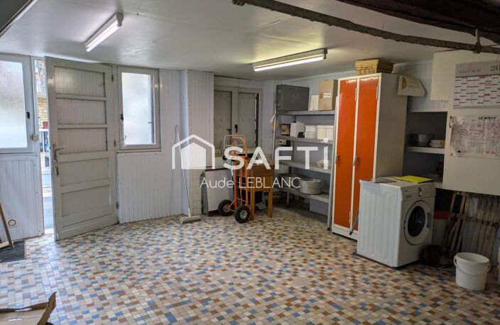 Ancien commerce avec appartement. Différentes entrées — photo 5