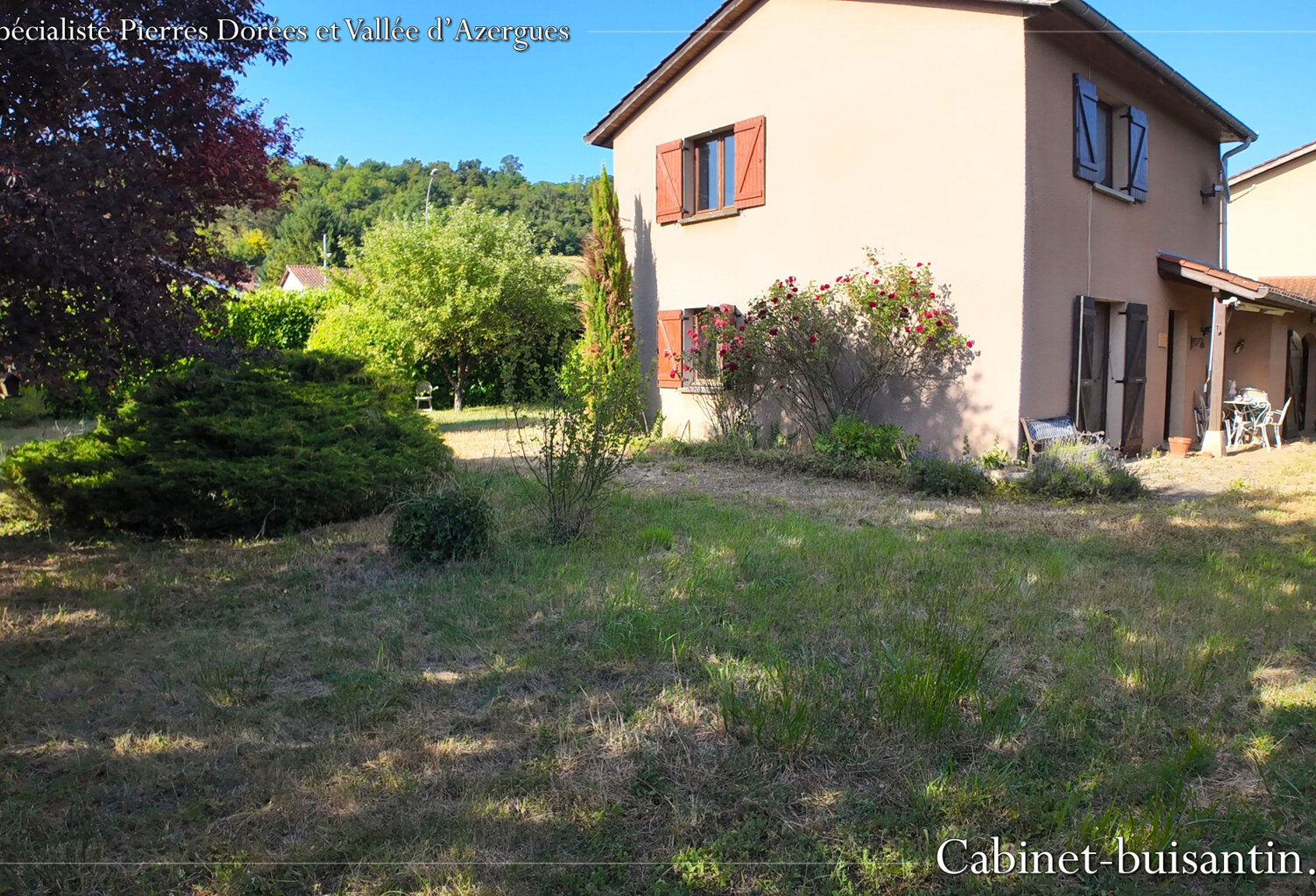 Villa avec terrain au coeur du village — photo 1