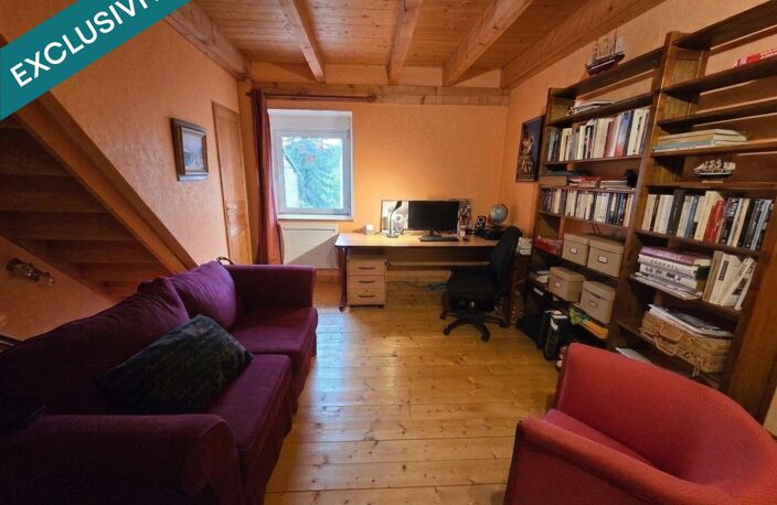 Maison de 98 m² sur 3 niveaux, rénovée en 2005, avec terrasse couverte et toiture rénovée — photo 4