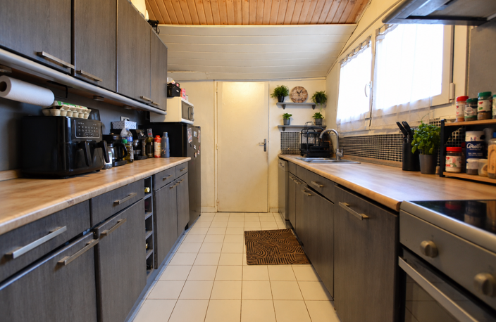 FOSSES   MAISON DE PLAIN-PIED   3 CHAMBRES   ENVIRONNEMENT CALME — photo 4