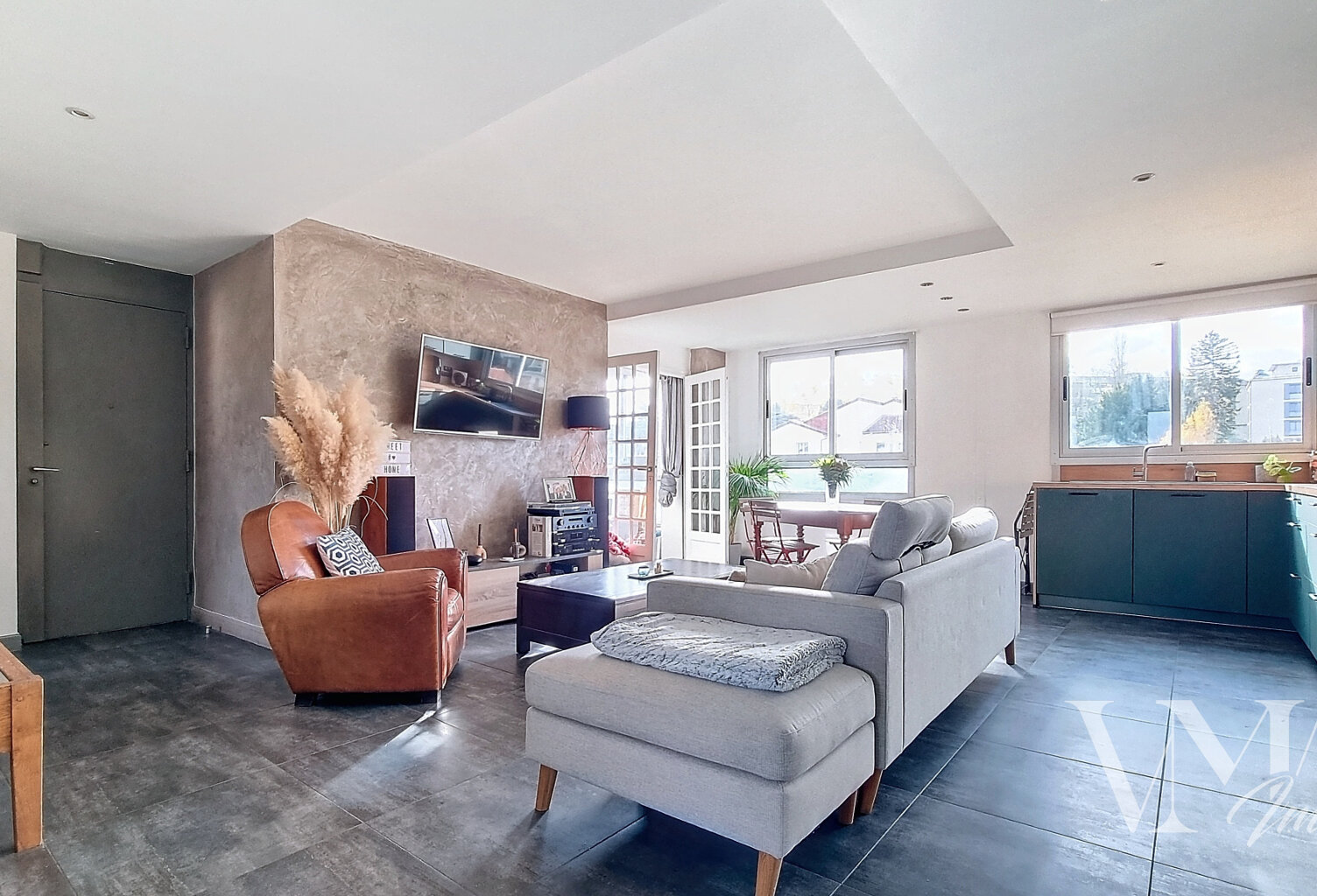 LYON 5   T3 MEUBLÉ DE 87 M2 AVEC GARAGE   DISPONIBLE IMMÉDIA — photo 1