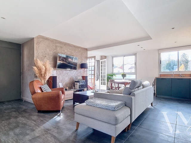 LYON 5   T3 MEUBLÉ DE 87 M2 AVEC GARAGE   DISPONIBLE IMMÉDIA — photo du bien