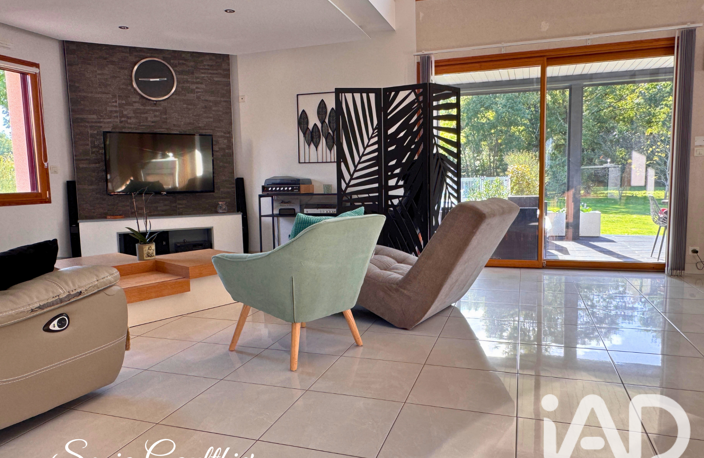 Vente Maison/villa 8 pièces — photo 2