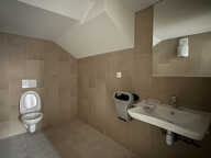 LOCAL COMMERCIAL — photo 3