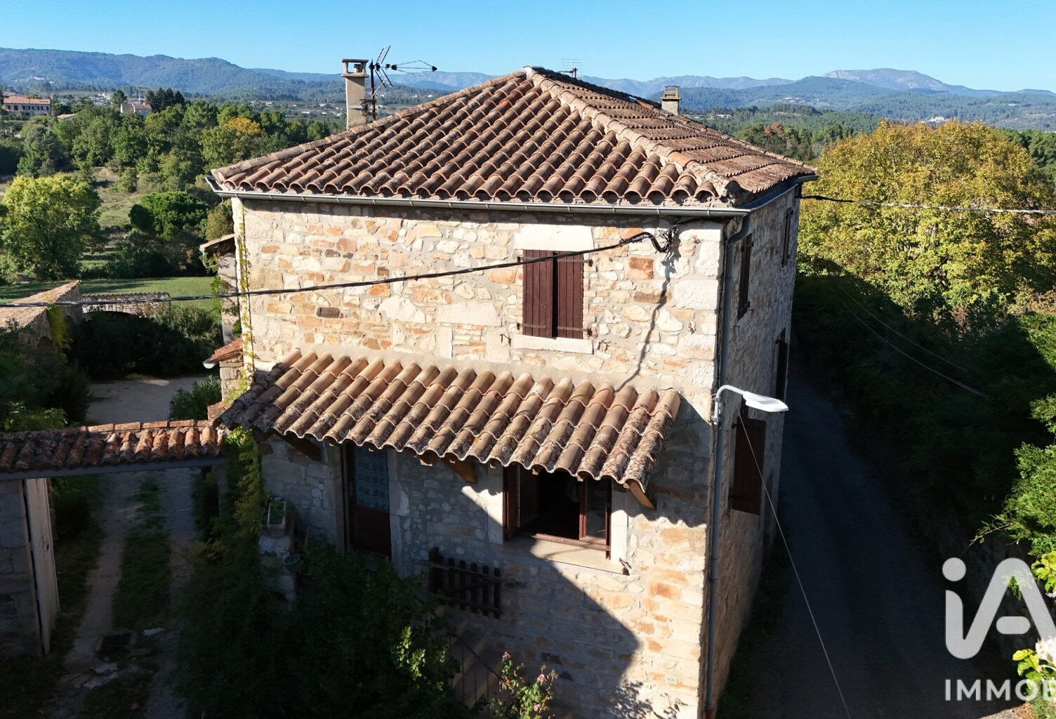 Vente Maison de village 5 pièces — photo 1