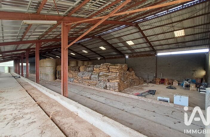 Vente Surface diverse 5 737 m&sup2; — photo 4