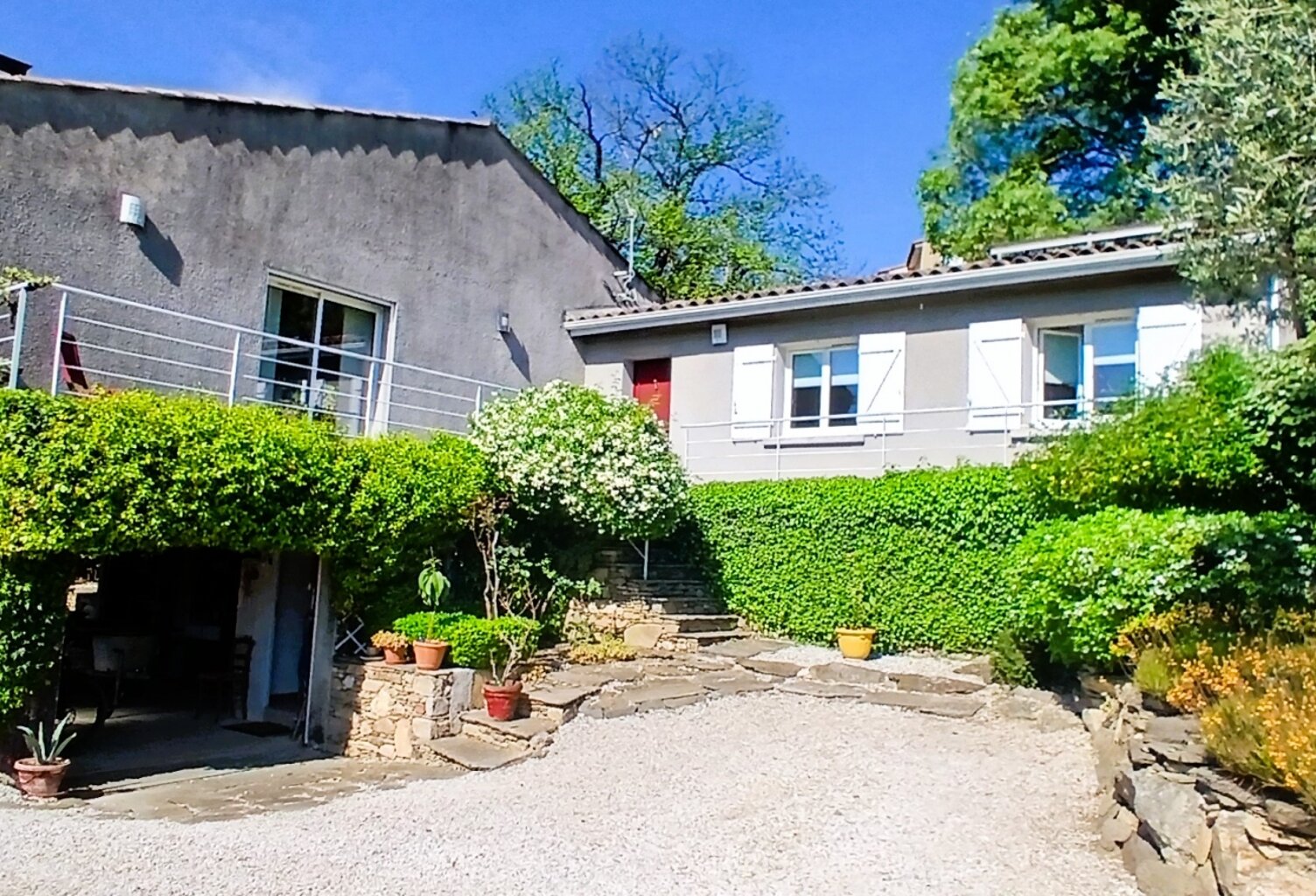Vente Maison/villa 8 pièces — photo 1
