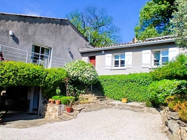 Vente Maison/villa 8 pièces — photo du bien