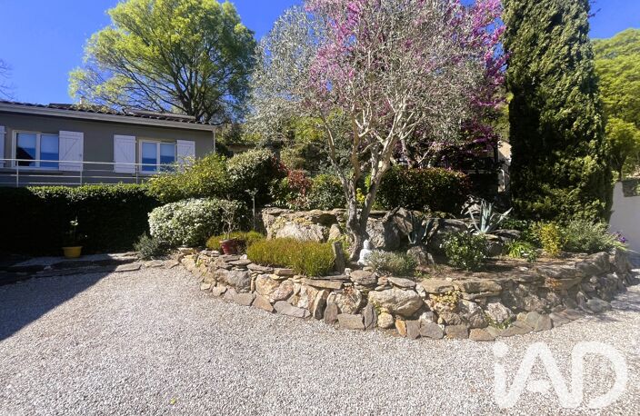 Vente Maison/villa 8 pièces — photo 2