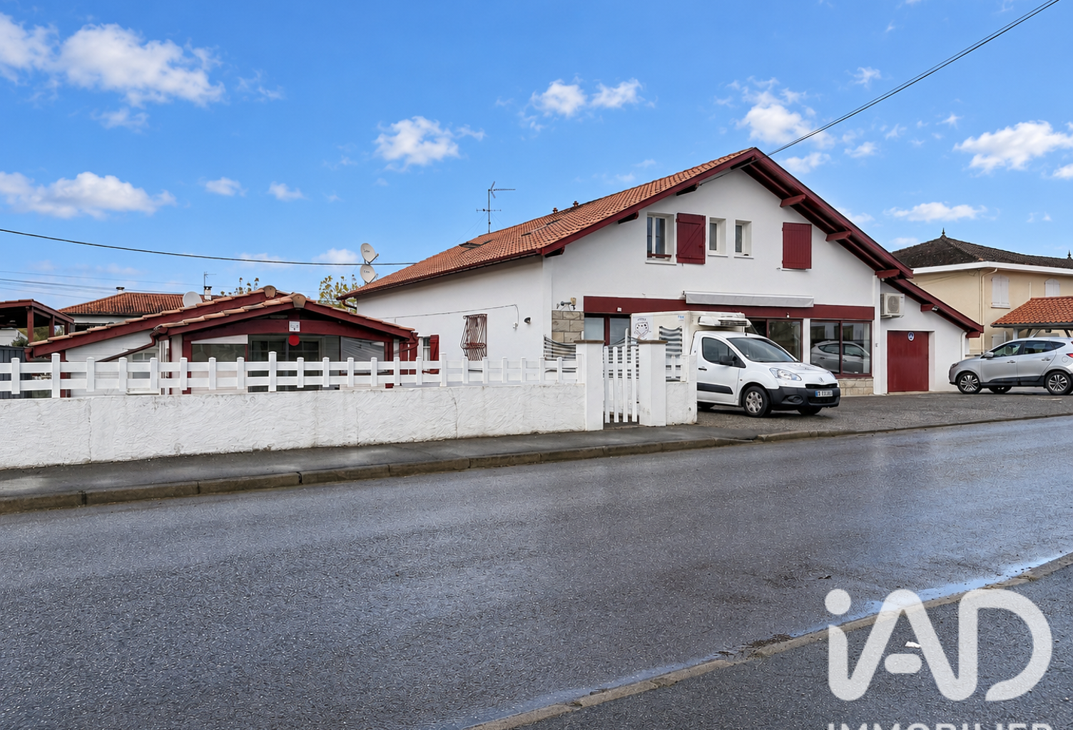 Vente Immeuble 327 m&sup2; — photo 1