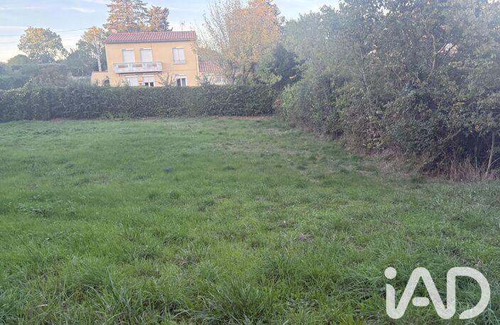 Vente Terrain 875 m&sup2; — photo 2