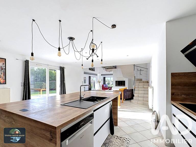 Vente Maison/villa 7 pièces — photo 1