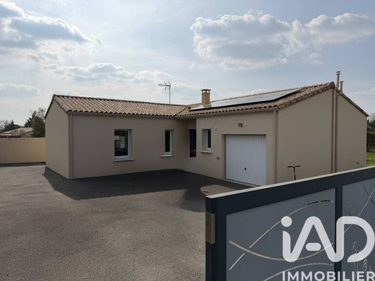 Vente Maison/villa 4 pièces — photo 1