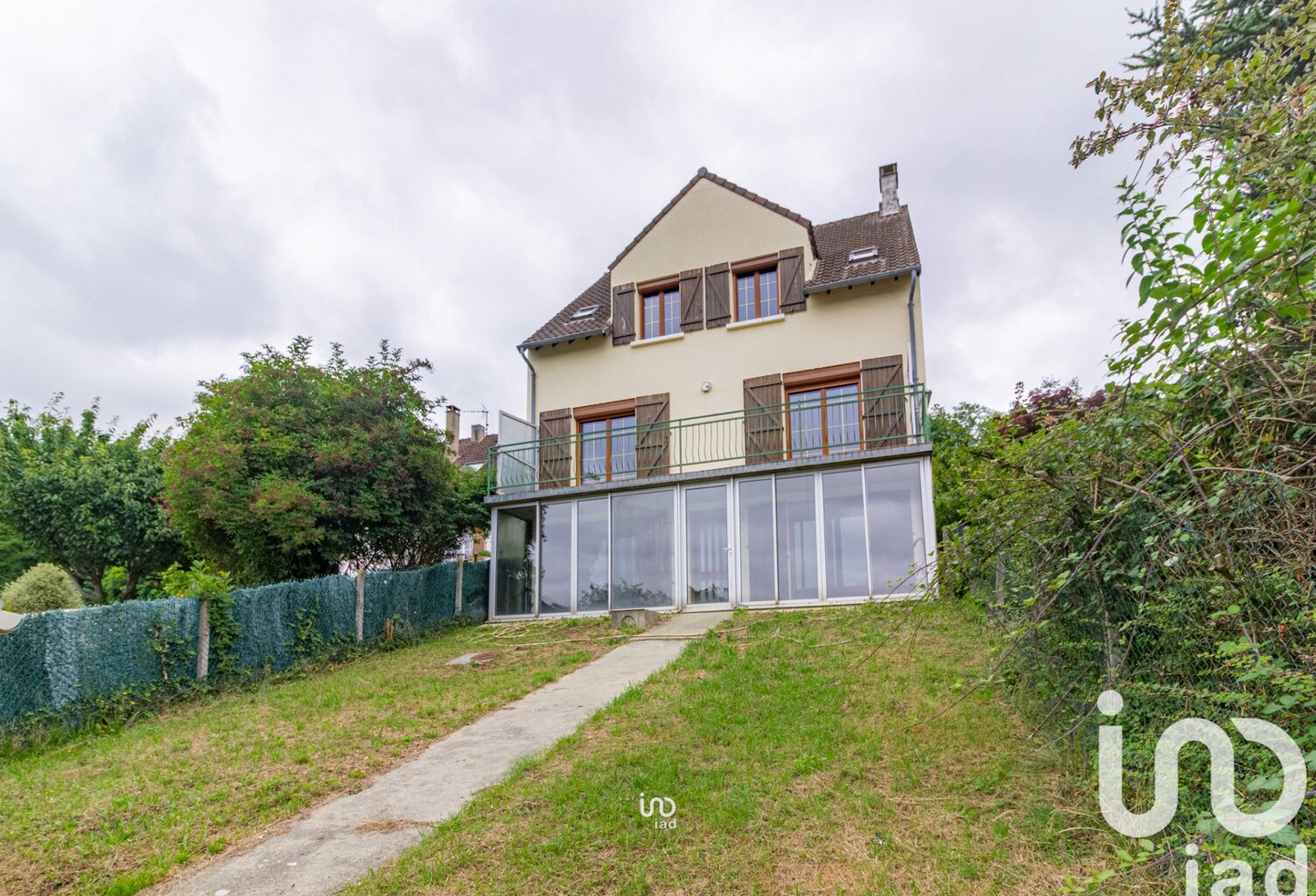 Vente Maison/villa 9 pièces — photo 1