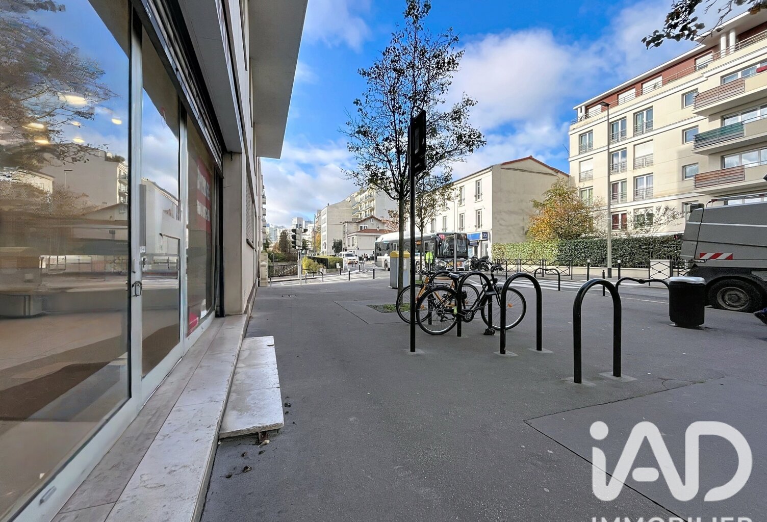 Vente Boutique/Local commercial 82 m&sup2; — photo 1