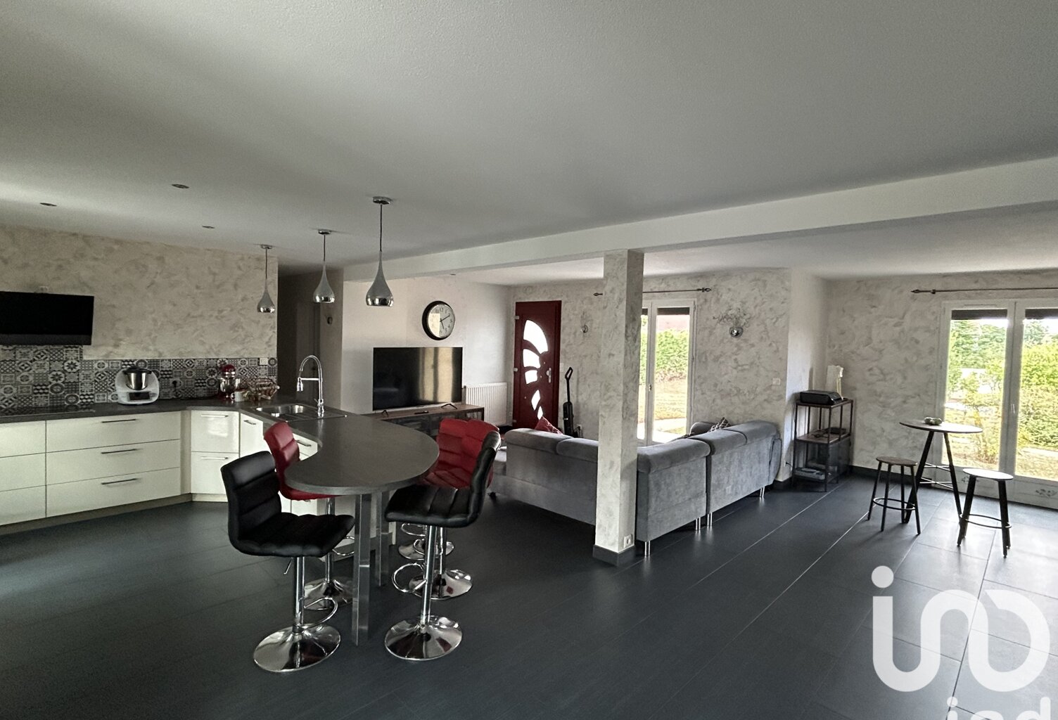 Vente Maison/villa 9 pièces — photo 1