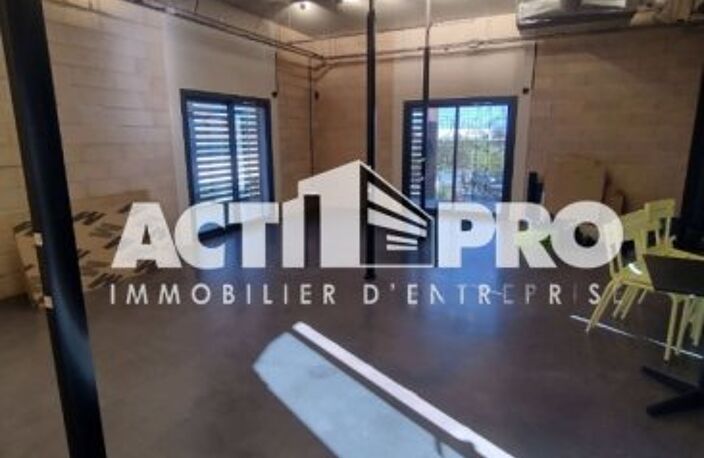 Bureaux à louer — photo 3
