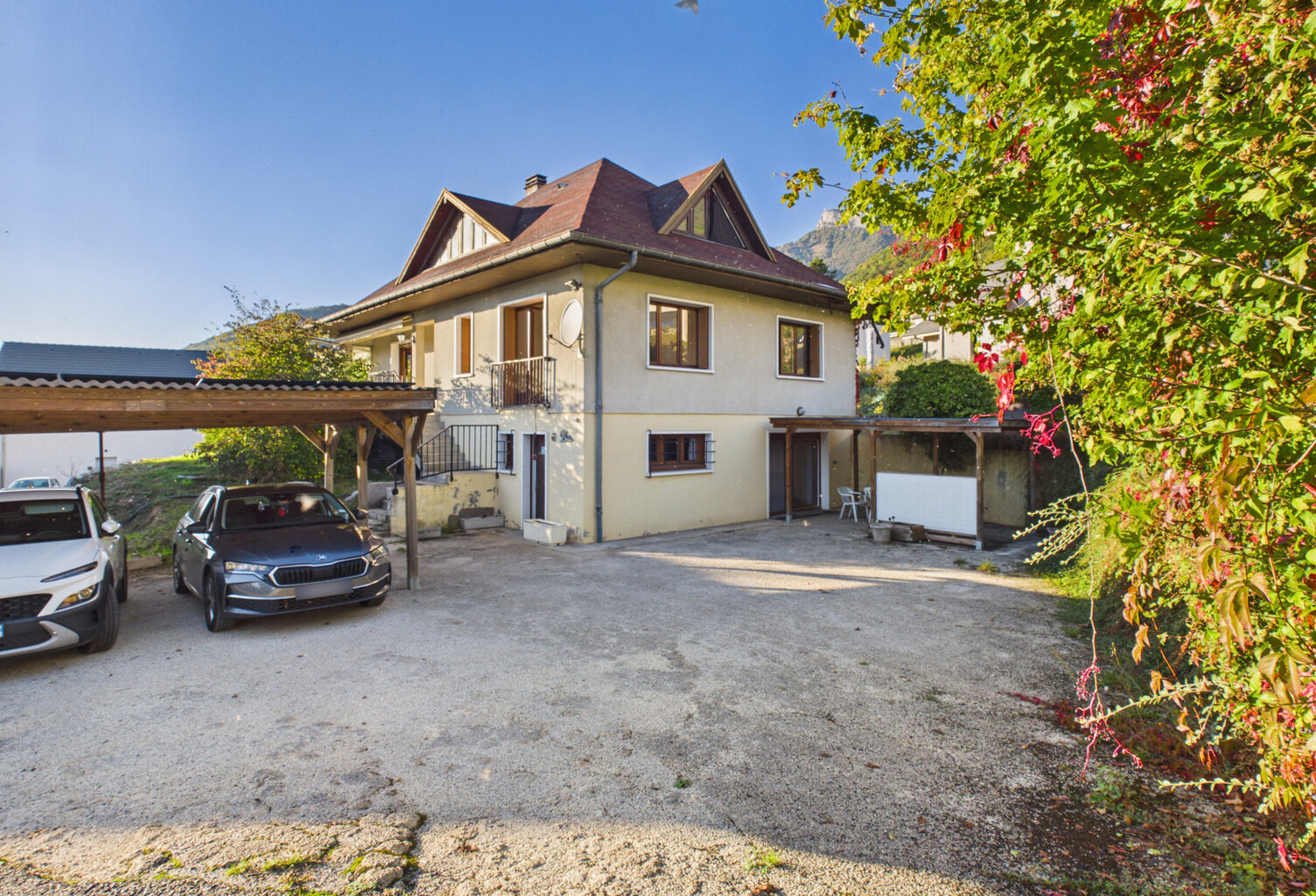 MAISON FAMILIALE LUMINEUSE DE 183 M2  SUR TERRAIN DE 786 M2 — photo 1