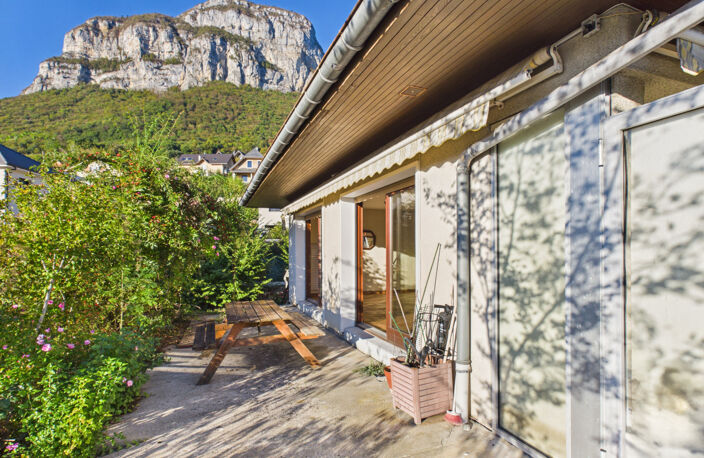 MAISON FAMILIALE LUMINEUSE DE 183 M2  SUR TERRAIN DE 786 M2 — photo 2
