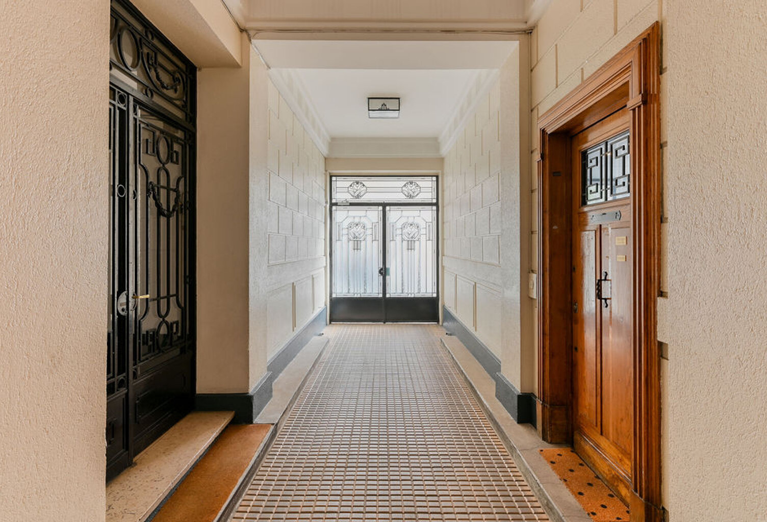 Bel appartement familal à rénover — photo 1