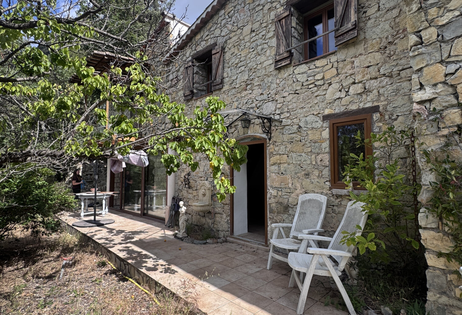 Maison atypique en pleine nature — photo 1