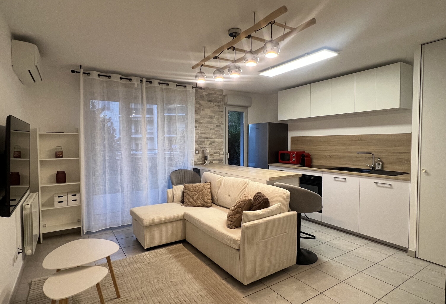 grand T2 meublé avec jardin + garage — photo 1