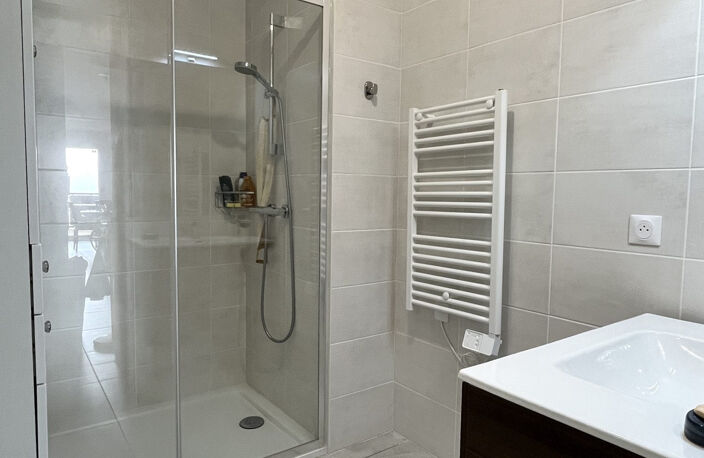 Appartement récent avec vue montagnes — photo 5