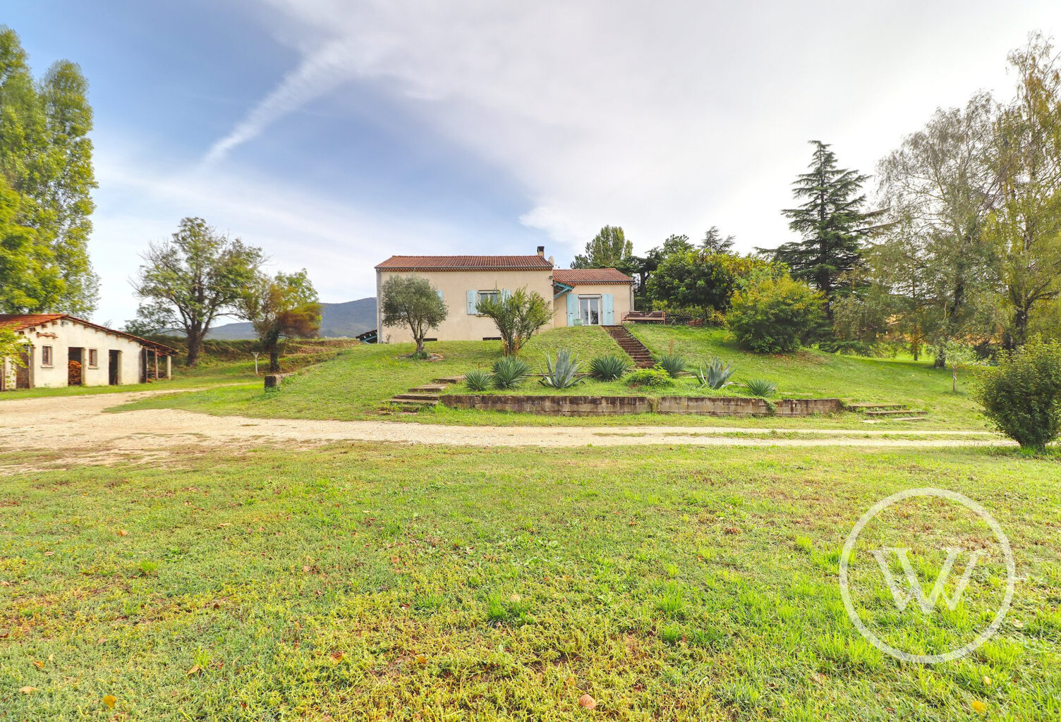 Maison T4 de 112,63m² sur 6467m² de terrain, La Baume-Cornilla — photo 1