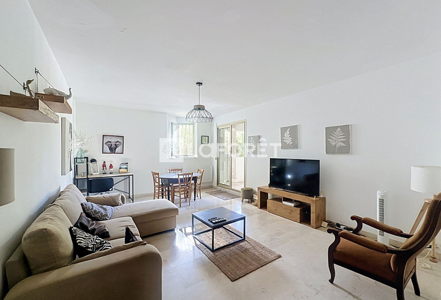 Appartement Type 2 -Résidence le  Prador-Carre  D'or- extérieur-13008 — photo 1