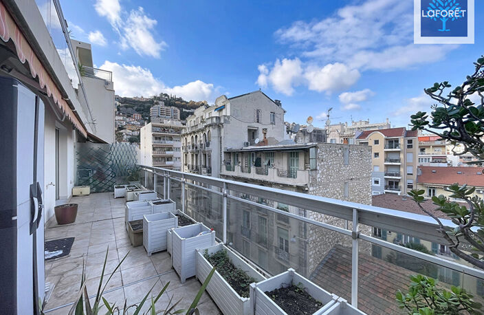 Nice Appartement  Familial 5 pièce(s) 130.40 m2 — photo 2