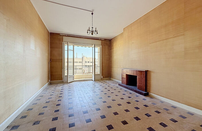 Appartement  T3 traversant avec balcon CINQ AVENUES — photo 2