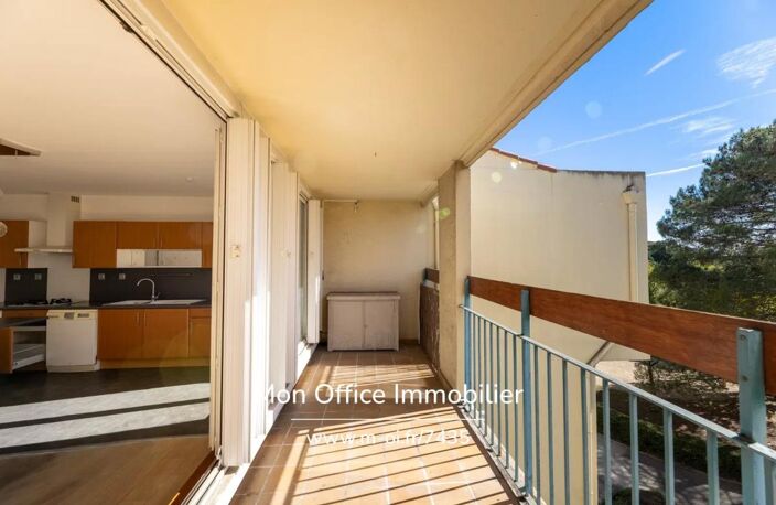 Référence : 7435-NGU - Appartement 5 pièces - terrasse SUD - vue sur végétation et au calme - centre-ville à pied — photo 3