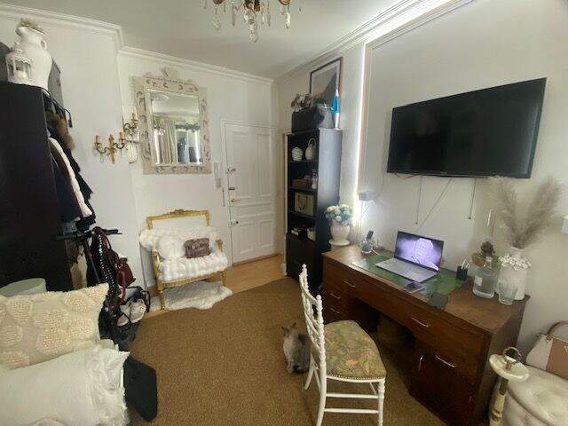 Appartement À Vendre — photo du bien