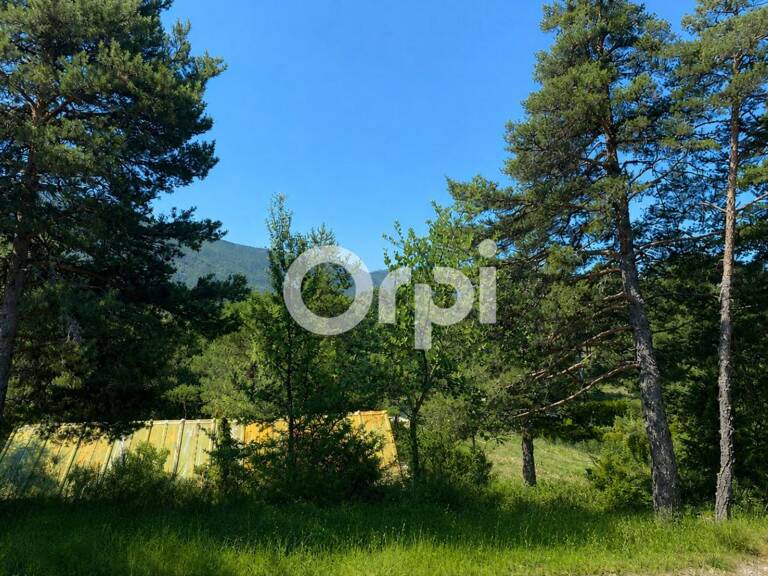 OPPORTUNITE RARE - TERRAIN DE 1 500 M2 AVEC 300 M2 DE POTENTIEL CONSTRUCTIBLE — photo 1
