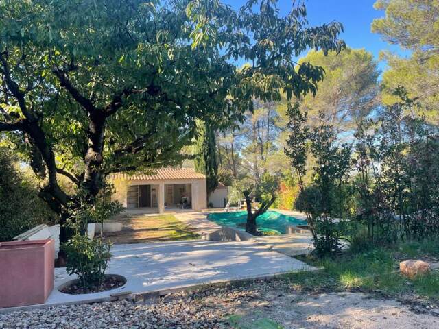 Terrain à vendre  AIX EN PROVENCE (13) — photo du bien