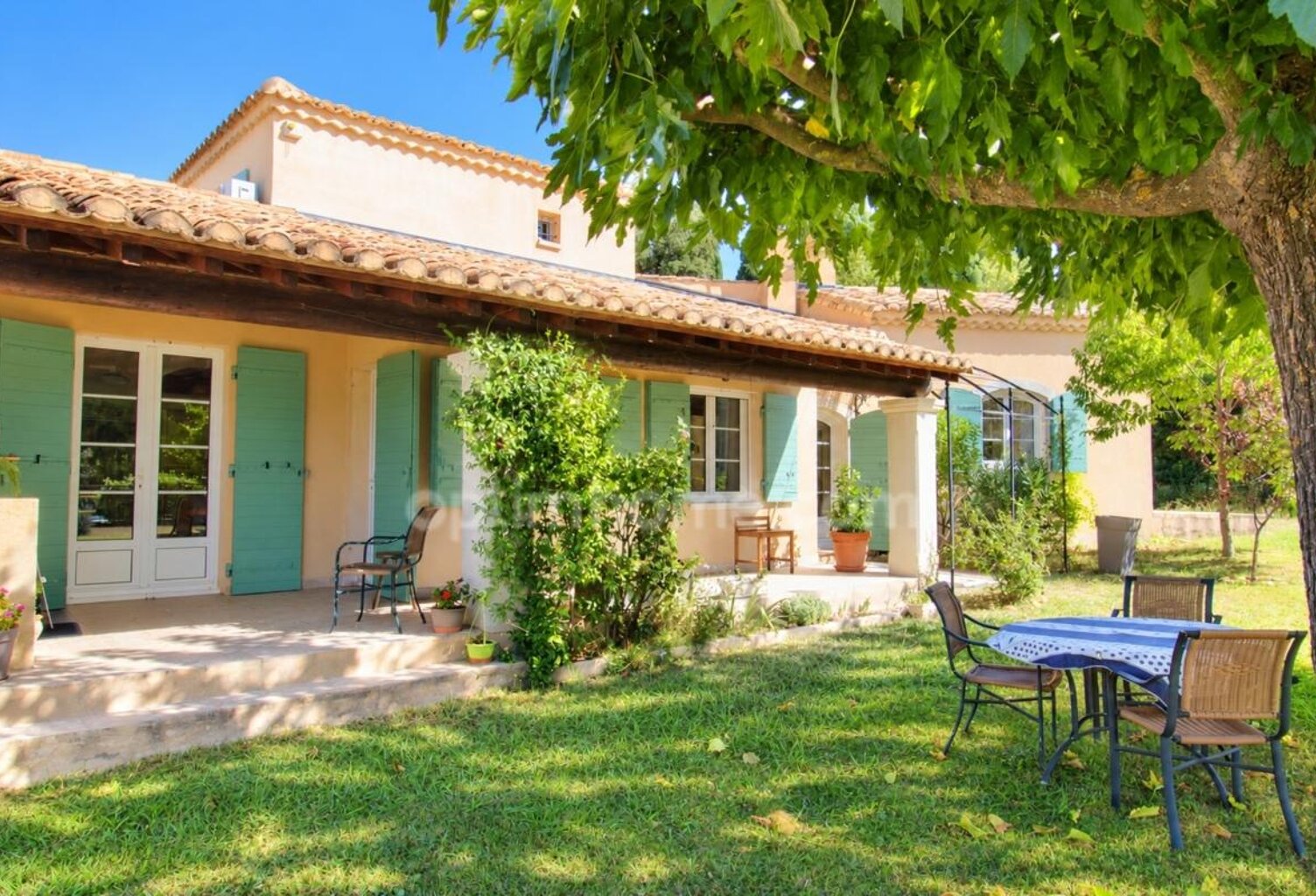 Saint-Rémy-de-Provence – Maison avec piscine, studio indépendant et terrain de 3 000 m² — photo 1