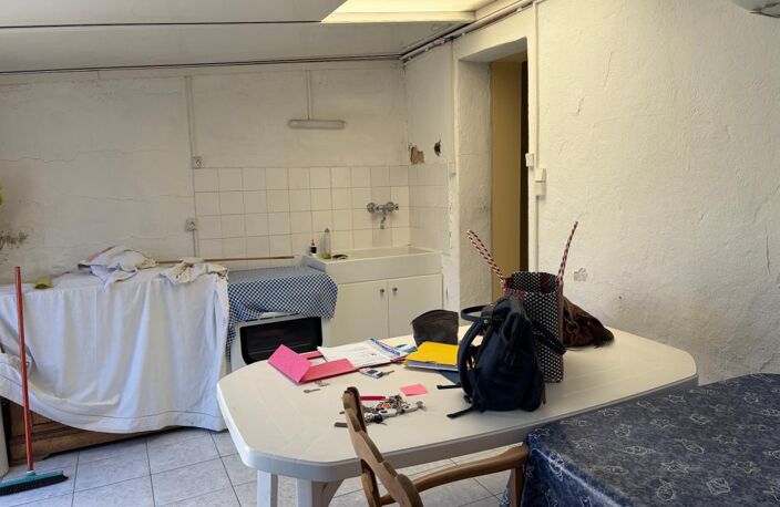 LES SABLES D'OLONNE (85100) RARISSIME ADORABLE MAISON DE PECHEUR A RENOVER AVEC DEPENDANCE ET JARDIN — photo 5