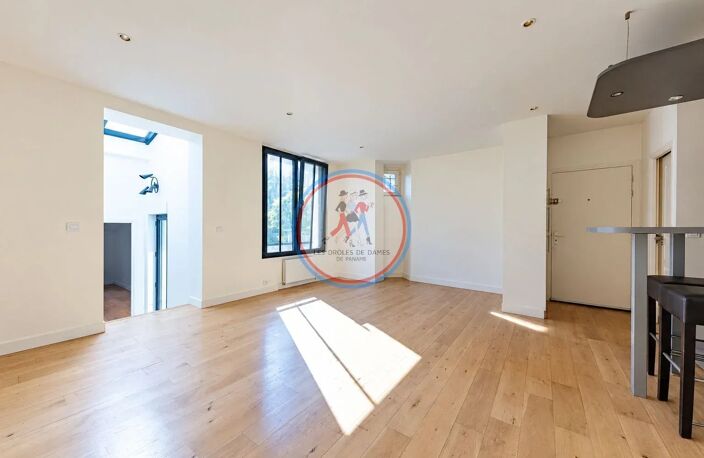 Appartement duplex en rez-de-jardin, 3 chambres à Puteaux — photo 2