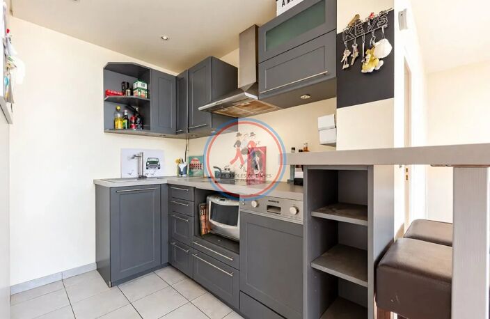 Appartement duplex en rez-de-jardin, 3 chambres à Puteaux — photo 3