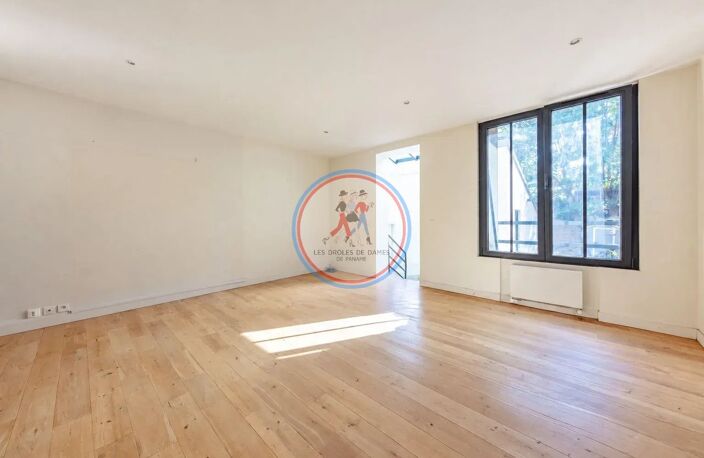 Appartement duplex en rez-de-jardin, 3 chambres à Puteaux — photo 5