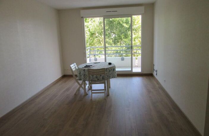 Appartement de 48m2 à louer sur Cenon — photo 2
