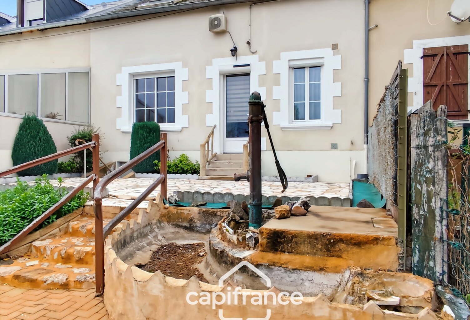 Maison à vendre 4 pièces BESSE SUR BRAYE (72)  -  Terrain 445 m²  - — photo 1