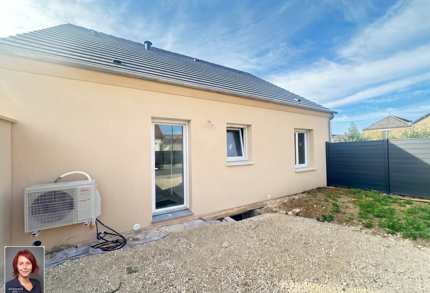 COURVILLE SUR EURE Maison à louer 3 pièces, 2 chambres, terrain de 264 m² Location meublée — photo 1