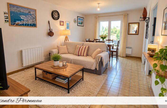 VOUILLÉ-LES-MARAIS – MAISON DE PLAIN-PIED – 2 CHAMBRES – GARAGE – JARDIN — photo 2
