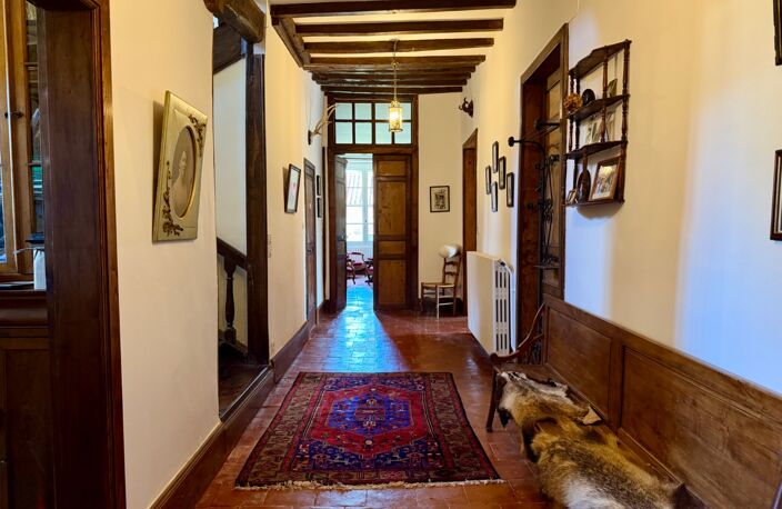Château à vendre BAS ARMAGNAC (32) - Avec deux gîtes, dépendances, piscine et parc - 19 ha de vignes et terres — photo 5