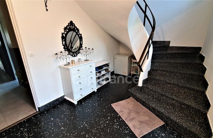 Maison à vendre 9 pièces LUXEUIL LES BAINS (70) — photo 2