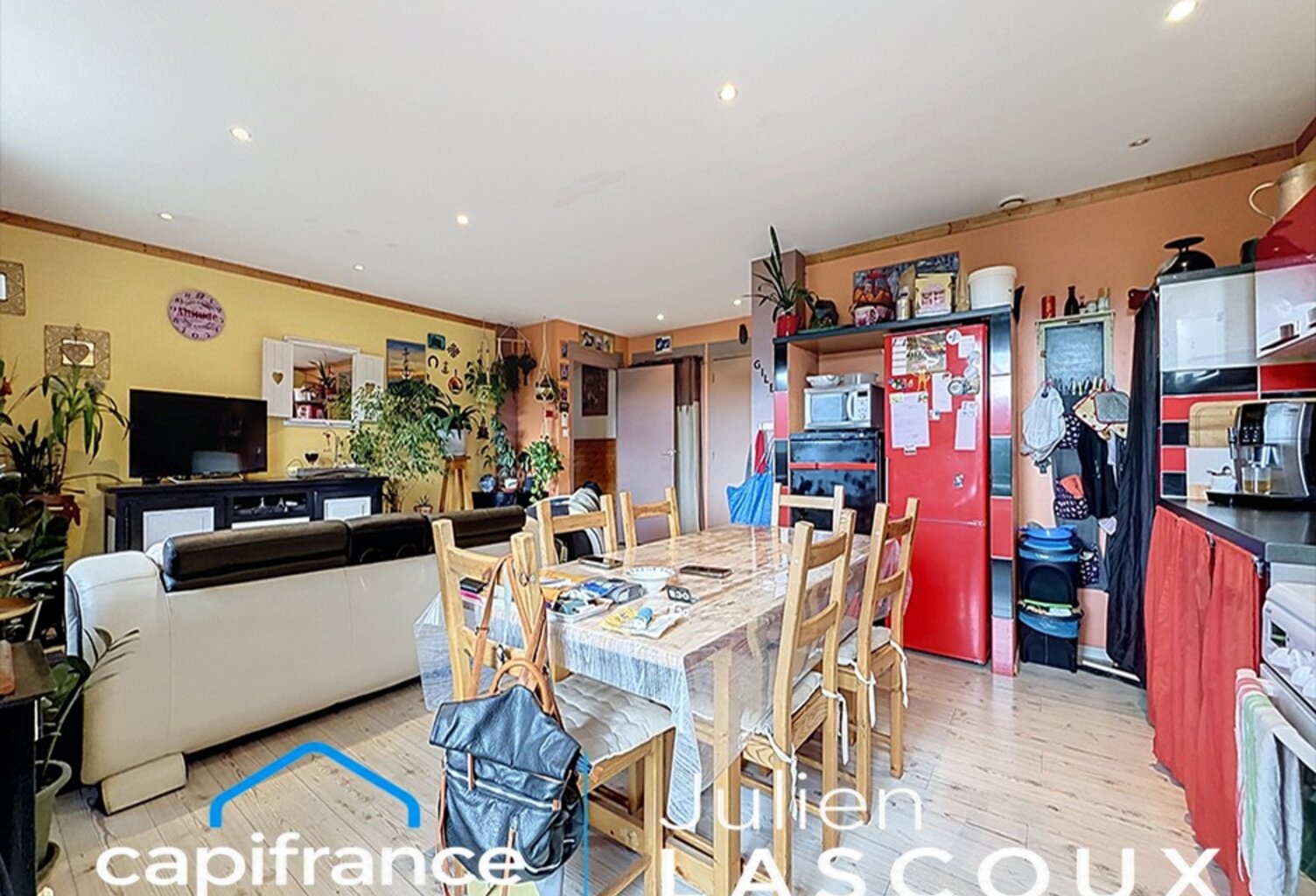 VILLARD DE LANS (38) Spacieux appartement familial avec balcon et fort potentiel d’aménagement — photo 1