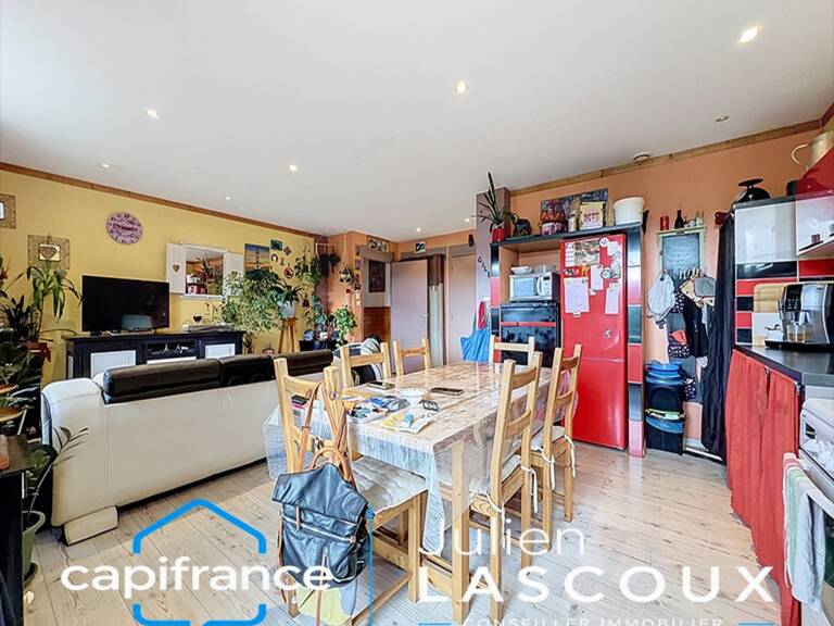VILLARD DE LANS (38) Spacieux appartement familial avec balcon et fort potentiel d’aménagement — photo 1