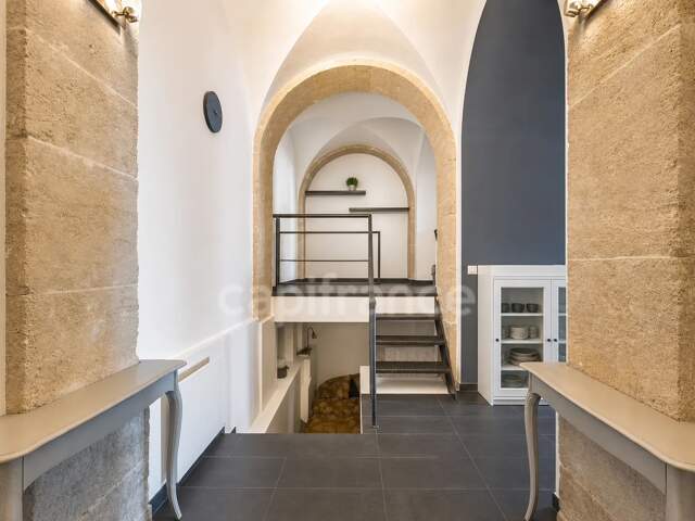 Appartement à vendre 5 pièces VERSAILLES (78) — photo du bien