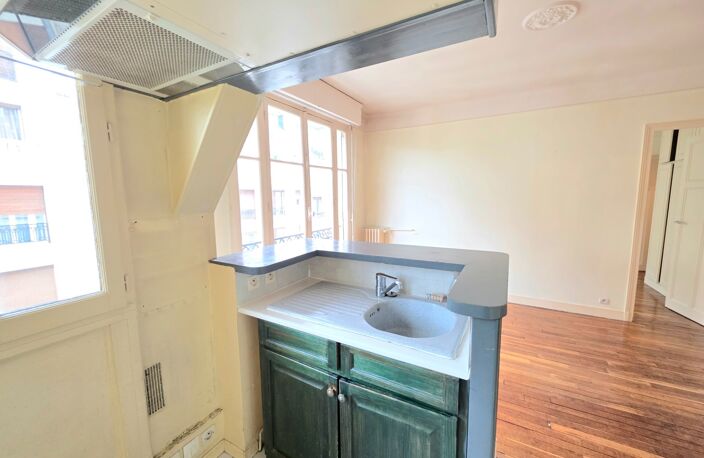 Appartement à vendre 3 pièces PARIS 15EME ARRONDISSEMENT (75) — photo 2